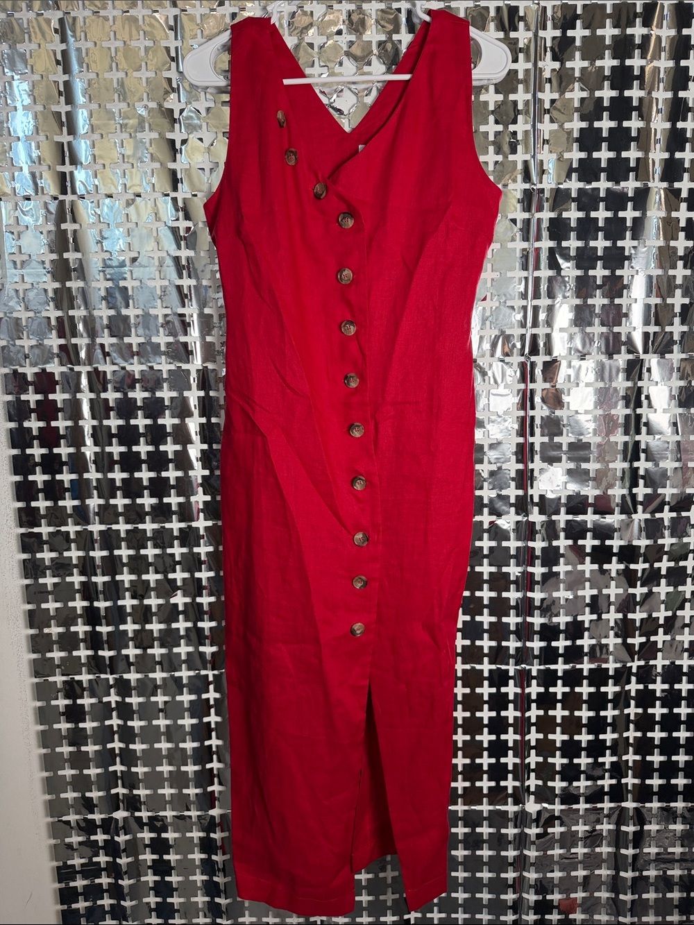 Iris & ink V-Neck Red Button-Front Maxi Dress with Front Slit